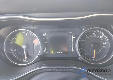 2021 Jeep Cherokee Latitude 4X4 из США, поврежденный, VIN 1C4PJMCB2MD172223